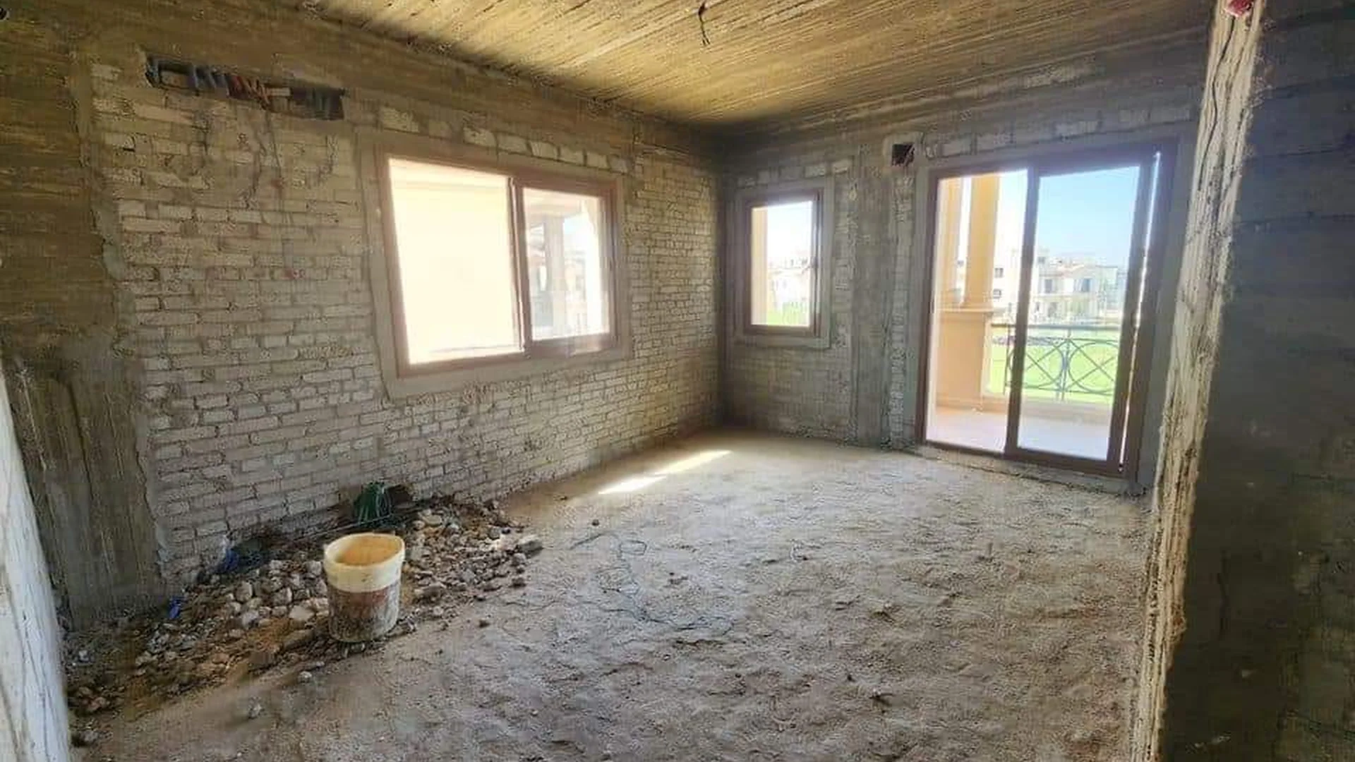 Captivating Luxury Living in Madinaty Exclusive Compound with Unique Designs and Amenities