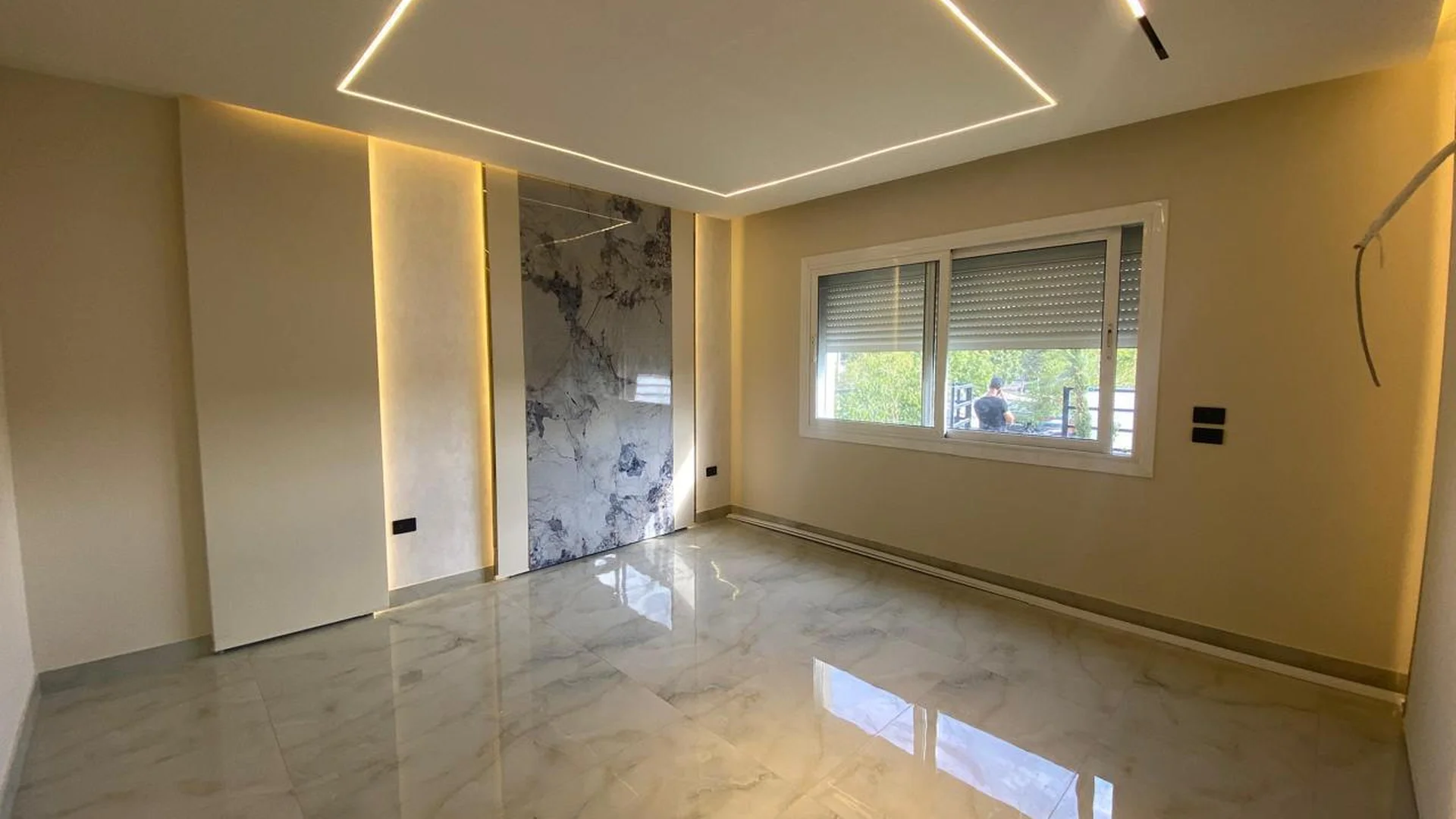 listings/3623/2d824425-9c74-41ea-8ce9-6d35c0da1d75.webp