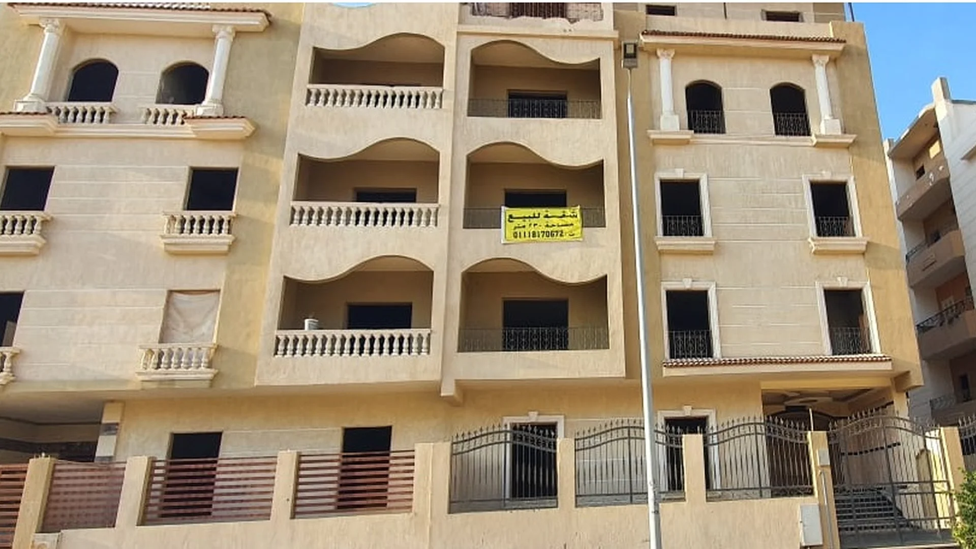 Modern Family Oasis at Al Andalus with Luxurious Amenities and Unique Designs