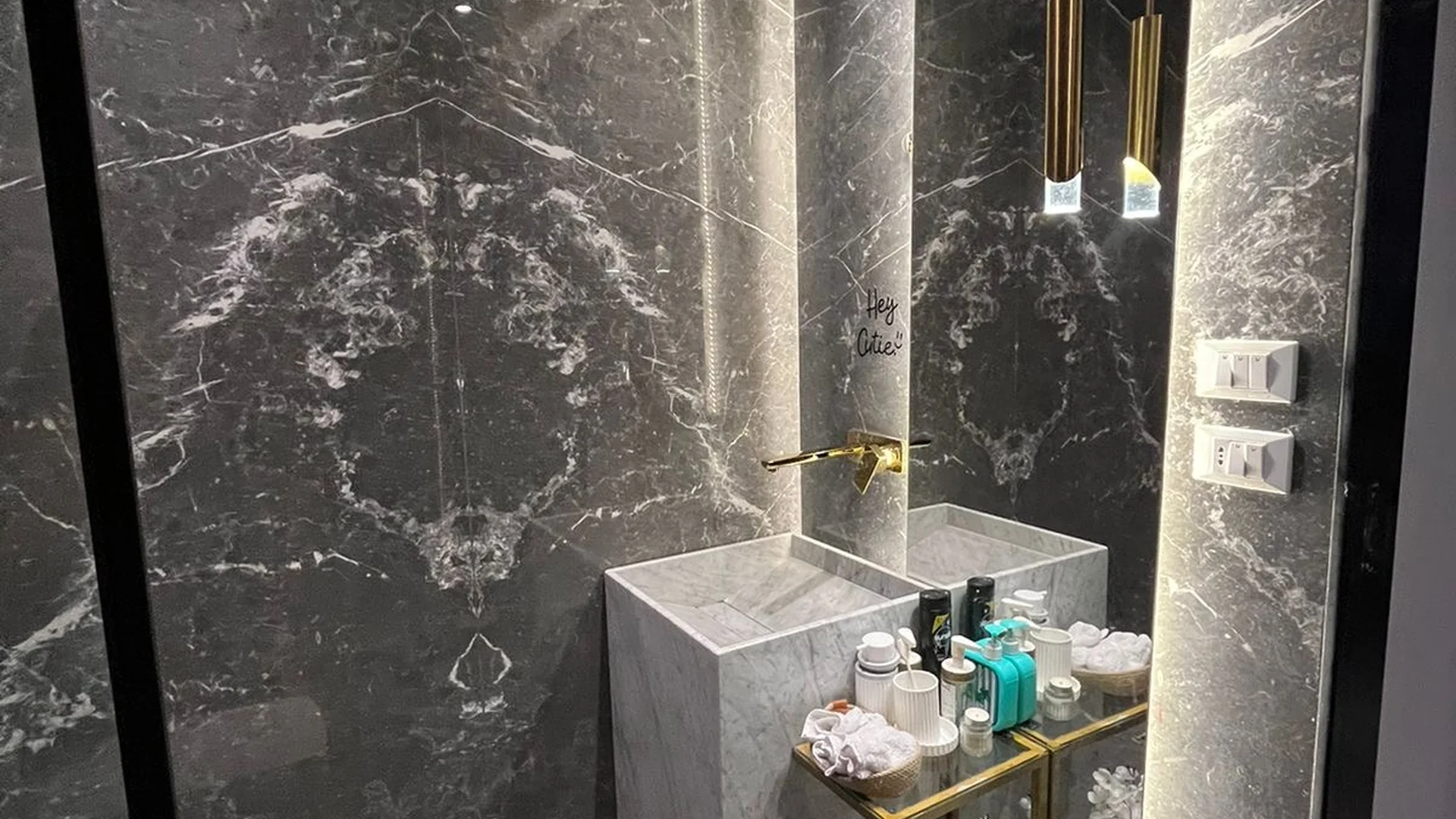 apartment for sale with furniture